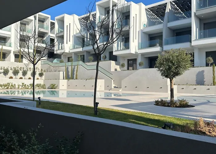 Artion Alfa Luxury 아파트